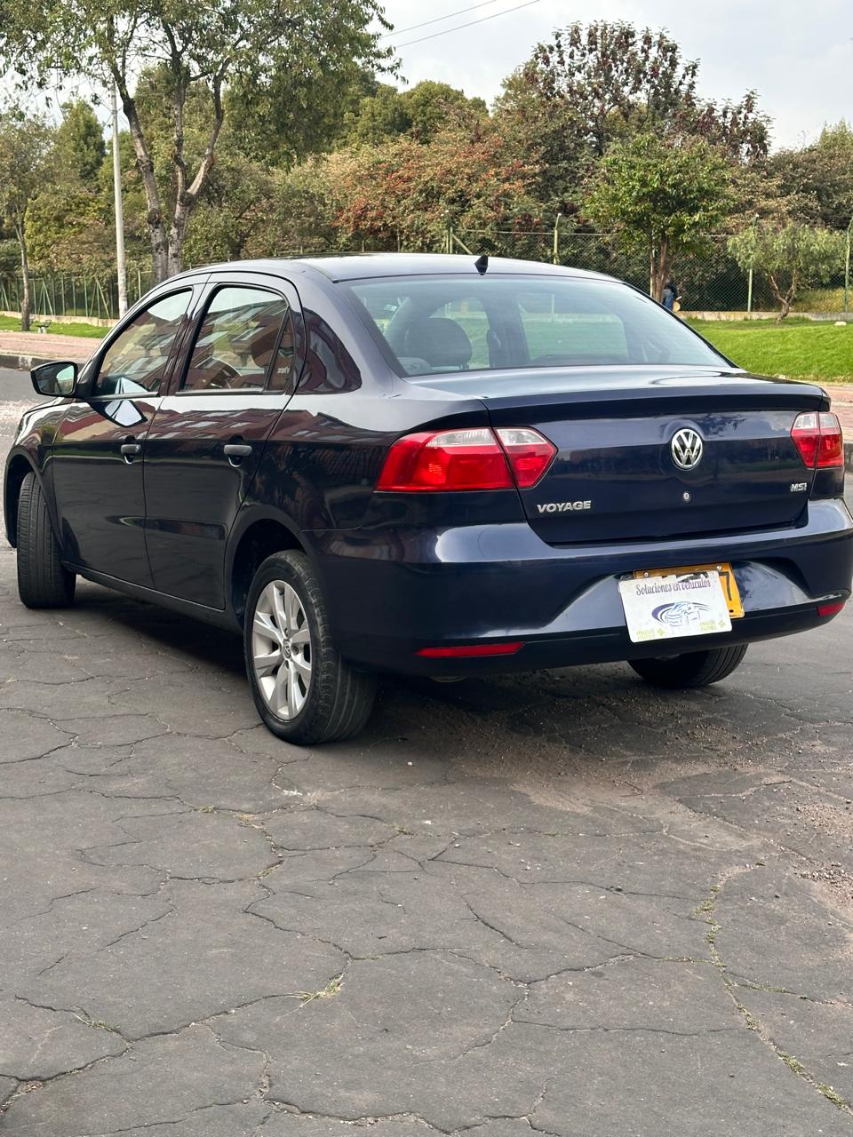 VOLKSWAGEN VOYAGE COMFORTLINE MT 1.6CC 2017: imagen 5