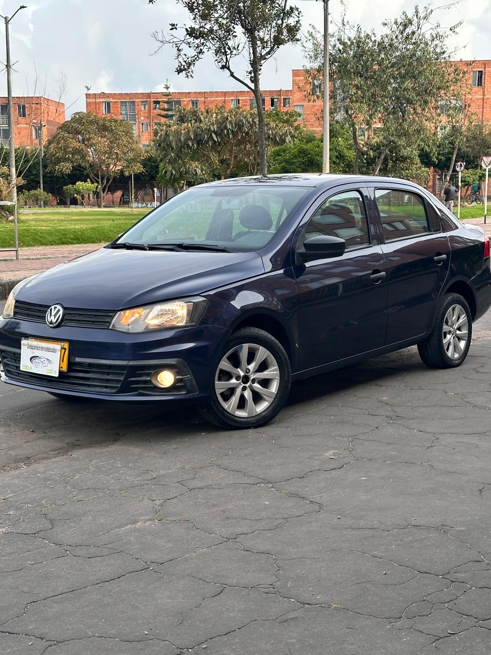 VOLKSWAGEN VOYAGE COMFORTLINE MT 1.6CC 2017: imagen 1