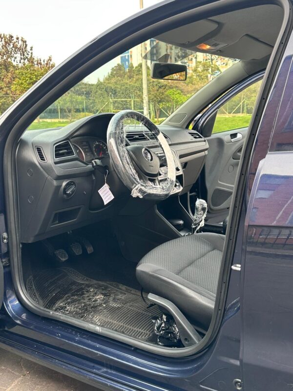 VOLKSWAGEN VOYAGE COMFORTLINE MT 1.6CC 2017: imagen 14