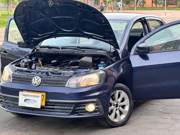 VOLKSWAGEN VOYAGE COMFORTLINE MT 1.6CC 2017: imagen 9