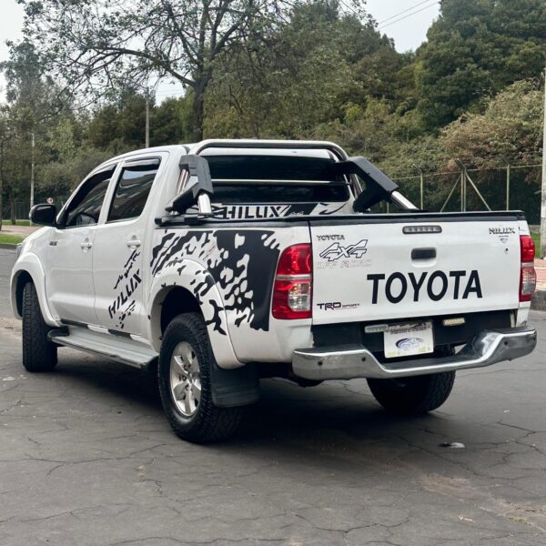 TOYOTA HILUX MT 2.7CC 4X4 2016: imagen 3