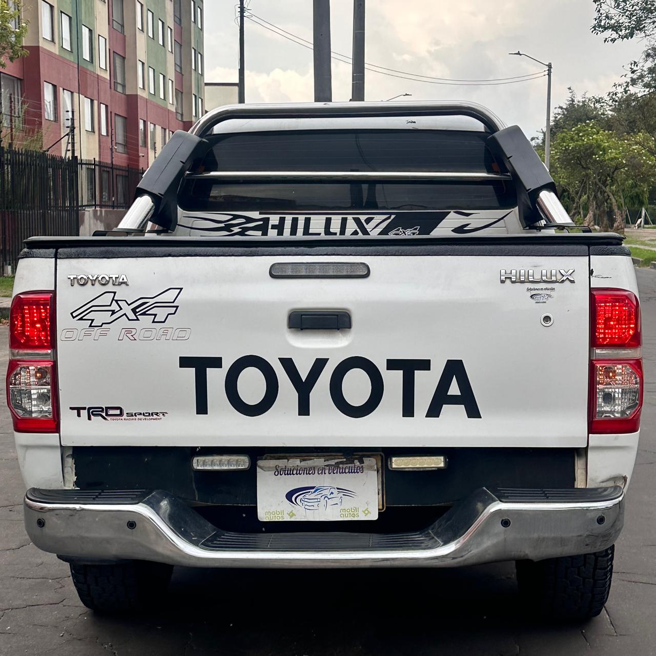 TOYOTA HILUX MT 2.7CC 4X4 2016: imagen 4