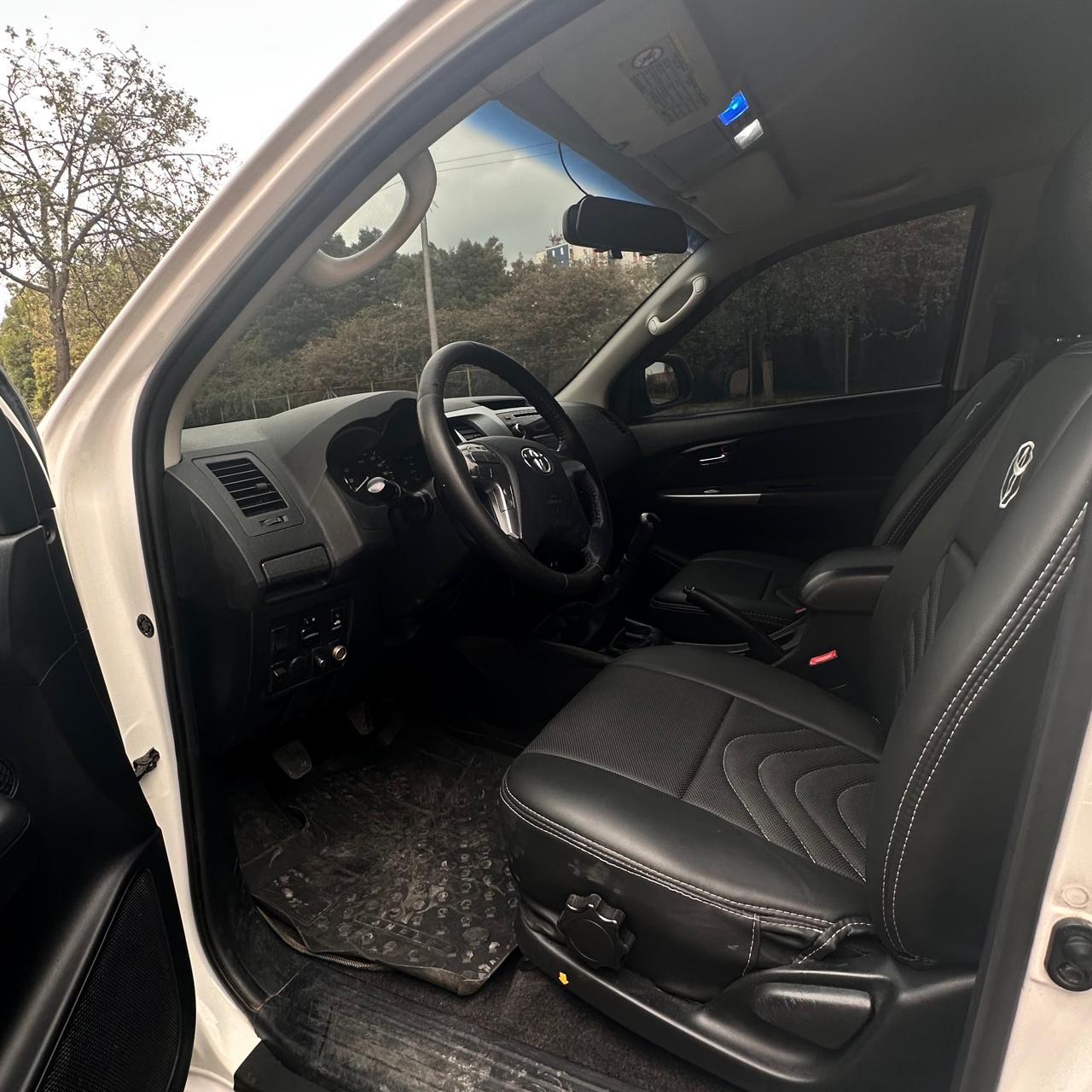 TOYOTA HILUX MT 2.7CC 4X4 2016: imagen 16