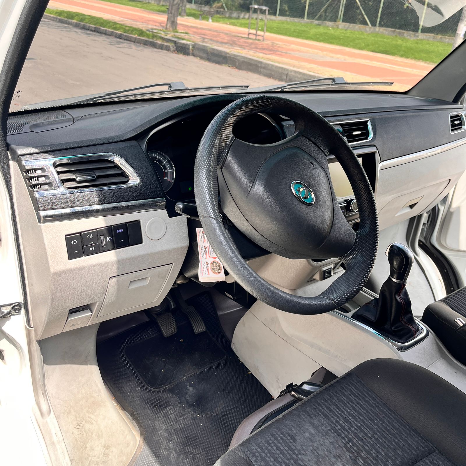 DFSK/DFM 1.2L MT 1.2CC  VAN CARGA 2023 ELECTRICA: imagen 12