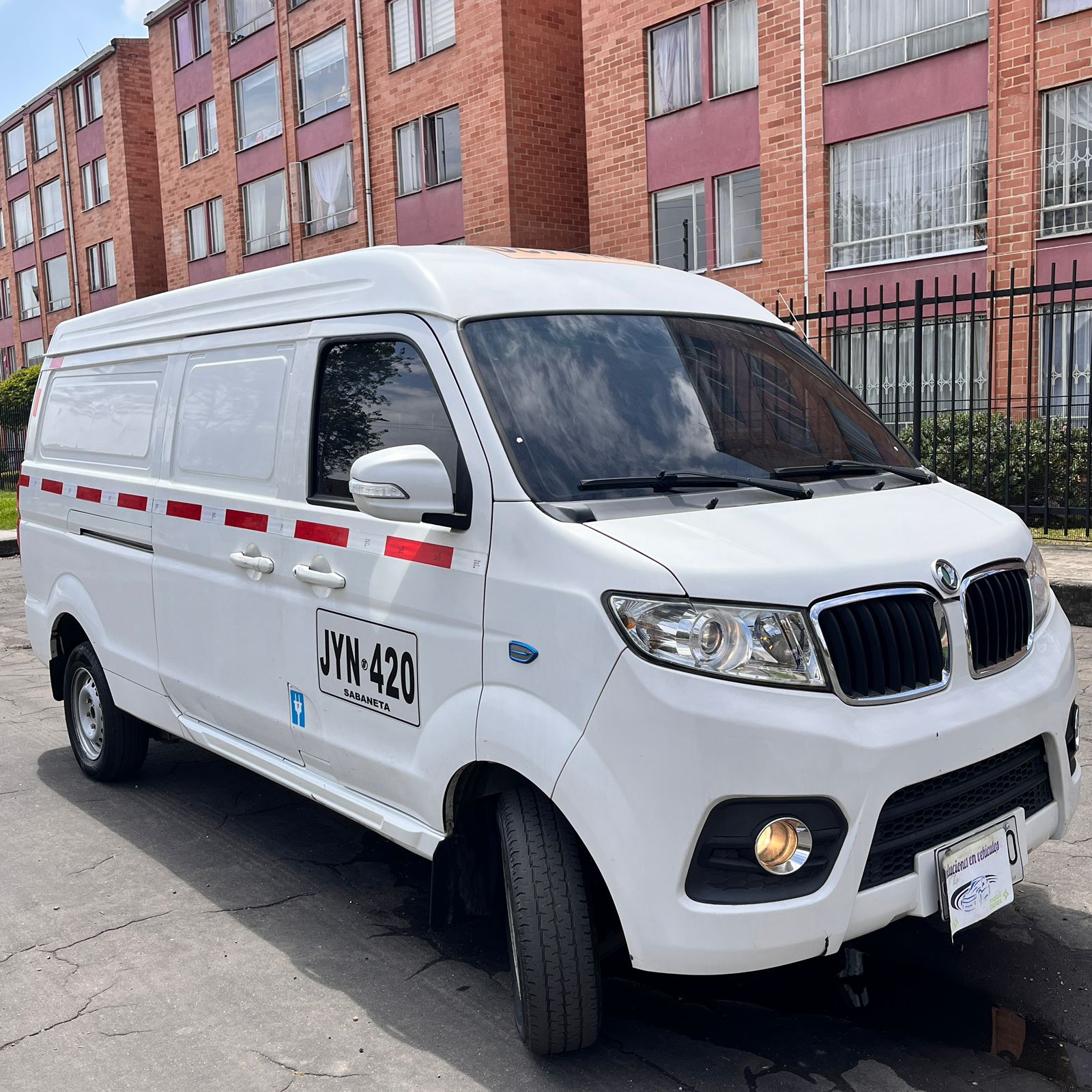 DFSK/DFM 1.2L MT 1.2CC  VAN CARGA 2023 ELECTRICA: imagen 2