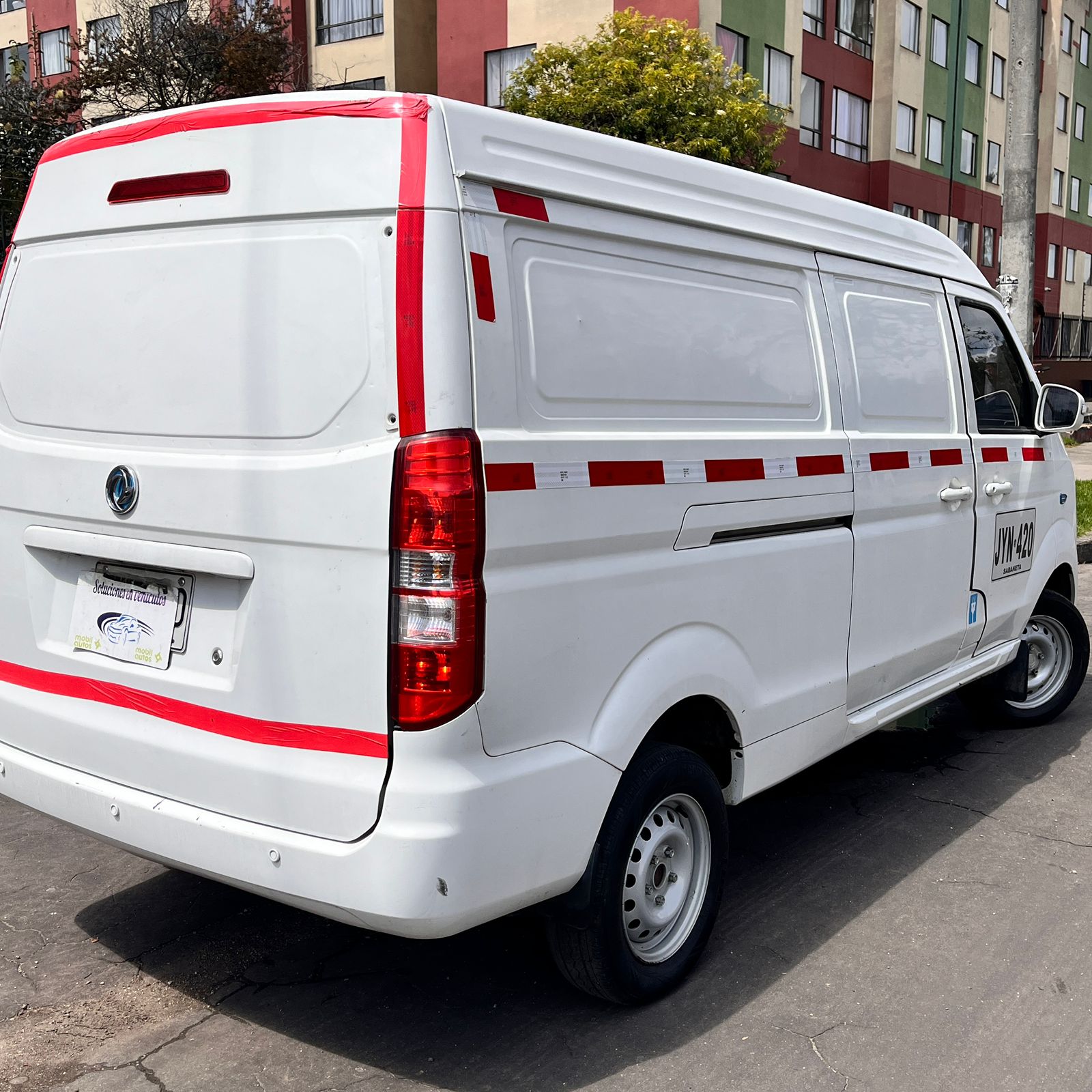 DFSK/DFM 1.2L MT 1.2CC  VAN CARGA 2023 ELECTRICA: imagen 5